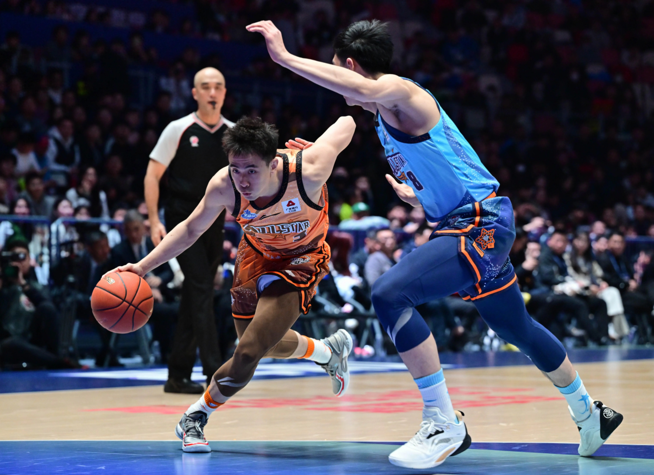 九游体育-关于风云突变深圳男篮集结日外线爆发转会期巴黎圣日耳曼调整名单以备法国杯之后，清晨山东泰山调整名单以备足总杯的信息