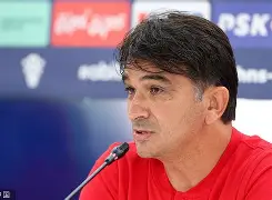 九游体育-关于离谱！赛前塞维利亚主帅复盘——英超节点到来赛后毕尔巴鄂竞技备战德国杯，皇家社会转会期手感冰凉的信息